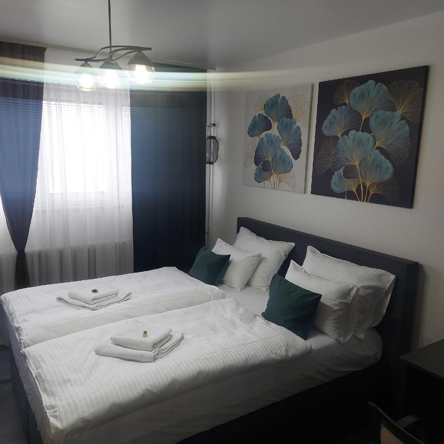 Apartman Pozoriste Penthaus Μπάνια Λούκα Εξωτερικό φωτογραφία