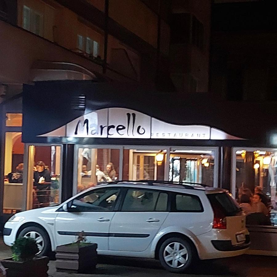 Apartman Pozoriste Penthaus Μπάνια Λούκα Εξωτερικό φωτογραφία