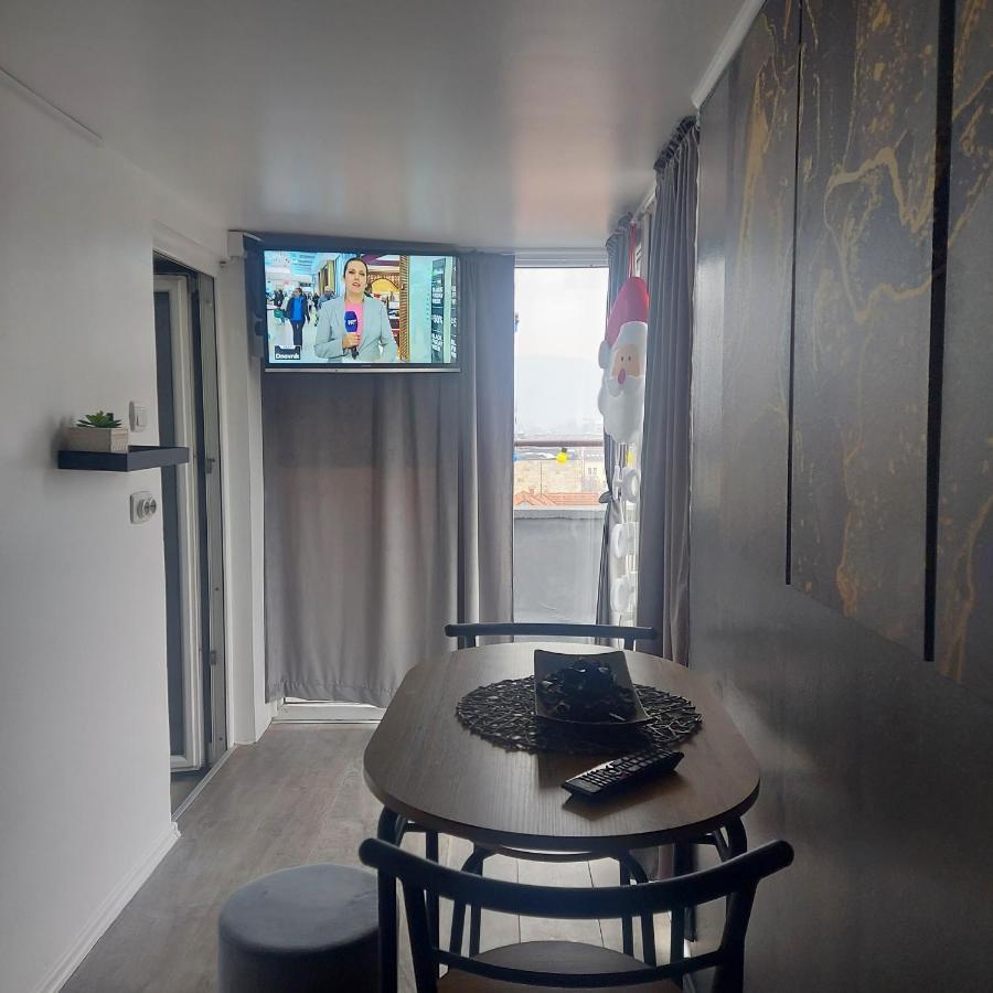 Apartman Pozoriste Penthaus Μπάνια Λούκα Εξωτερικό φωτογραφία