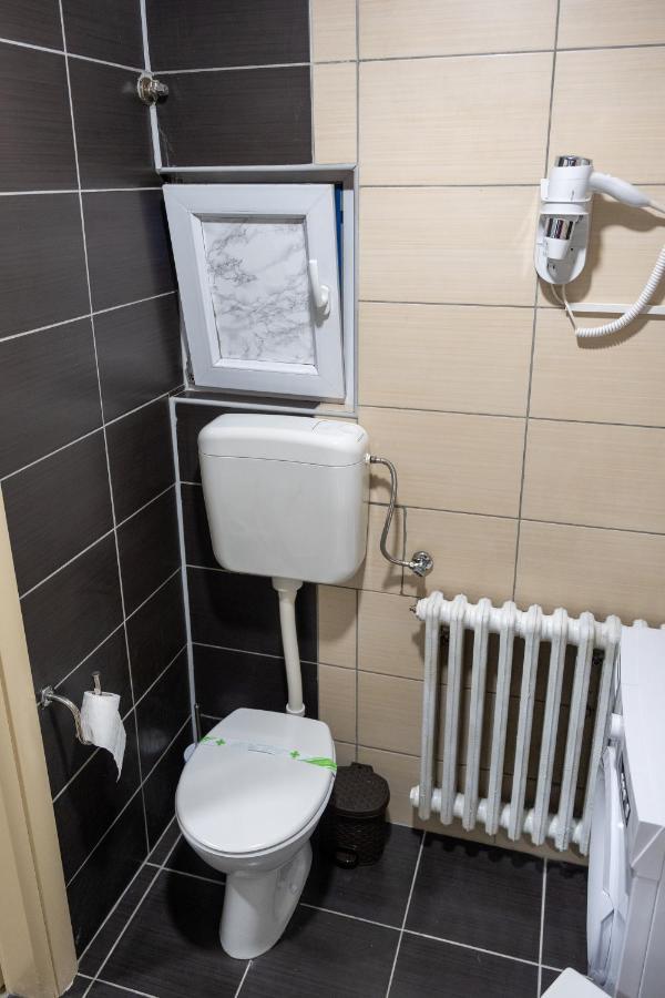 Apartman Pozoriste Penthaus Μπάνια Λούκα Εξωτερικό φωτογραφία
